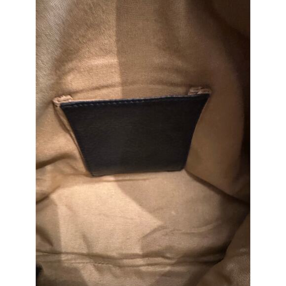 Hobo International Black Leather Shoulder Bag - Picture 15 of 16